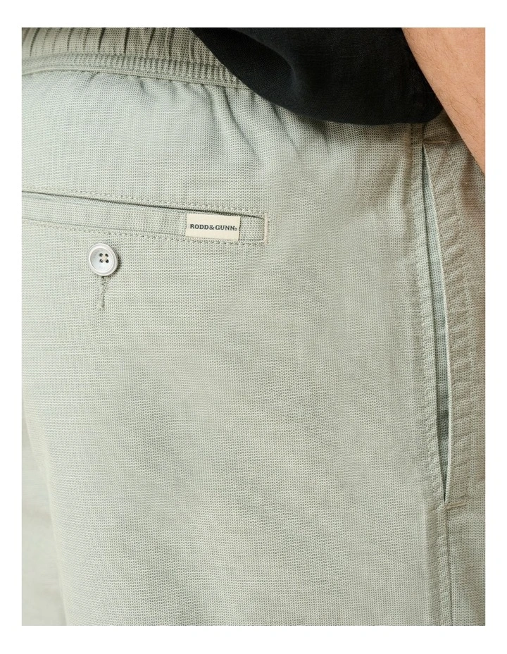 Gunn 7 Resort Short in Artichoke image 6