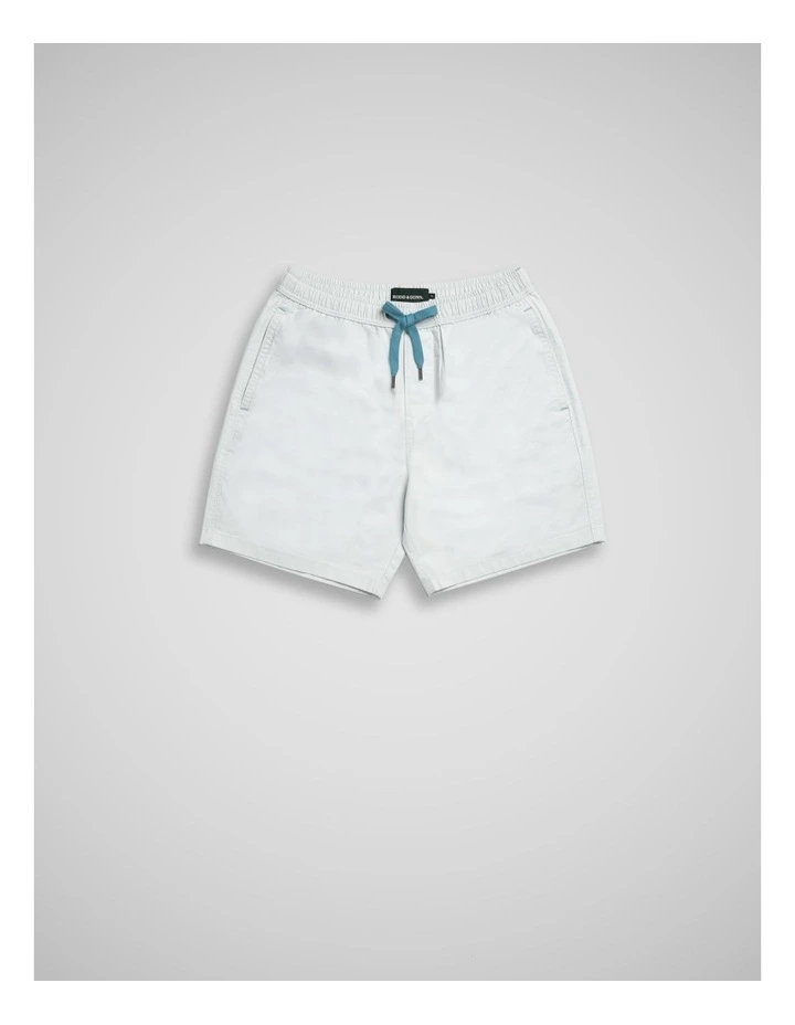 Gunn 7 Resort Short in Ceramic image 4