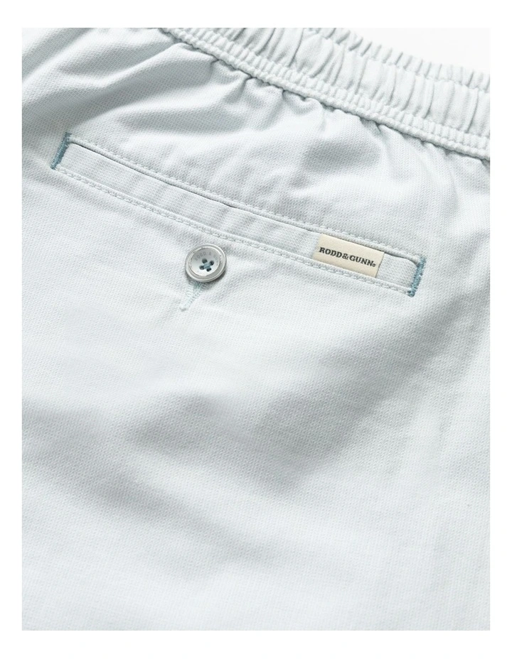 Gunn 7 Resort Short in Ceramic image 7