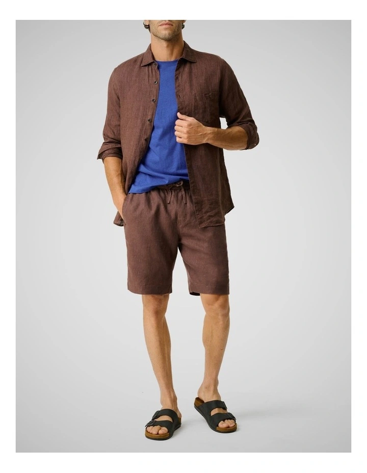 Linen 9 Resort Short in Walnut image 2