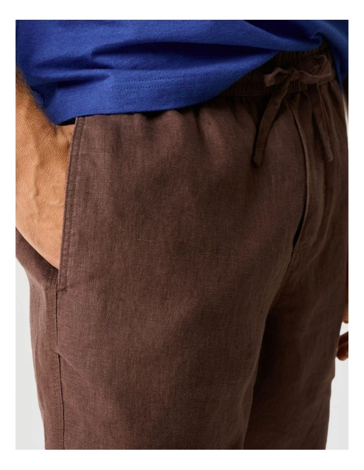 Linen 9 Resort Short in Walnut image 6