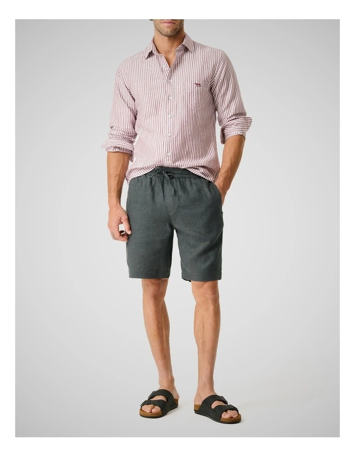 Linen 9 Resort Short in Thunder image 2