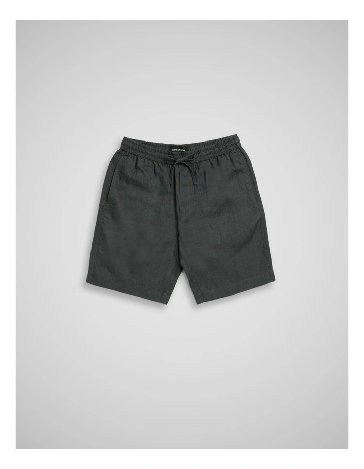 Linen 9 Resort Short in Thunder image 4