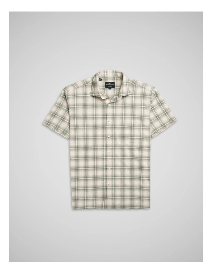 Northern Pond Short Sleeve Shirt in Meadow image 4