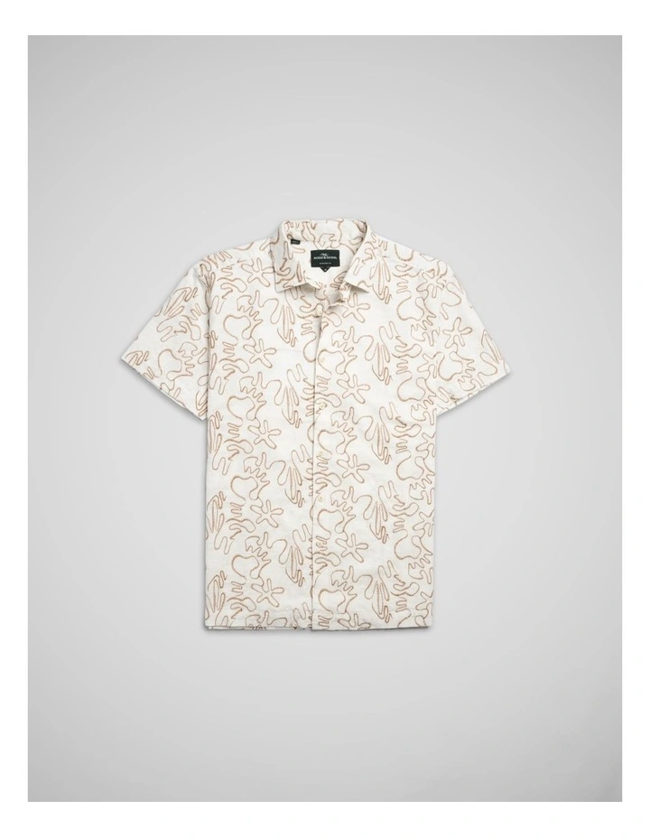 Mackay Point Short Sleeve Shirt in Dune image 4