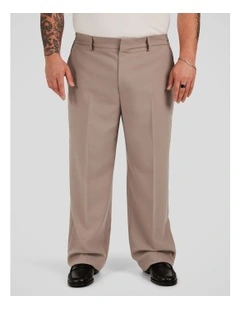 Marlon Relaxed Fit Trouser in Taupe