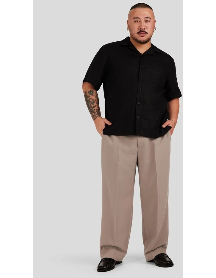 Marlon Relaxed Fit Trouser in Taupe image 4