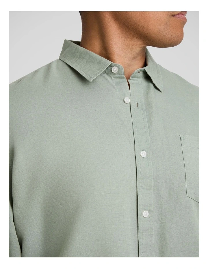 Anders Linen Shirt in Sage image 3