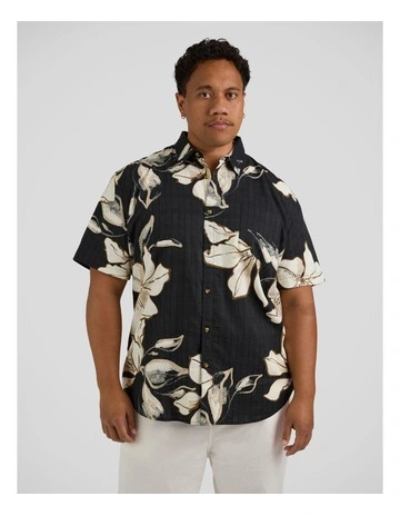 Malta Print Shirt in in Dark Navy