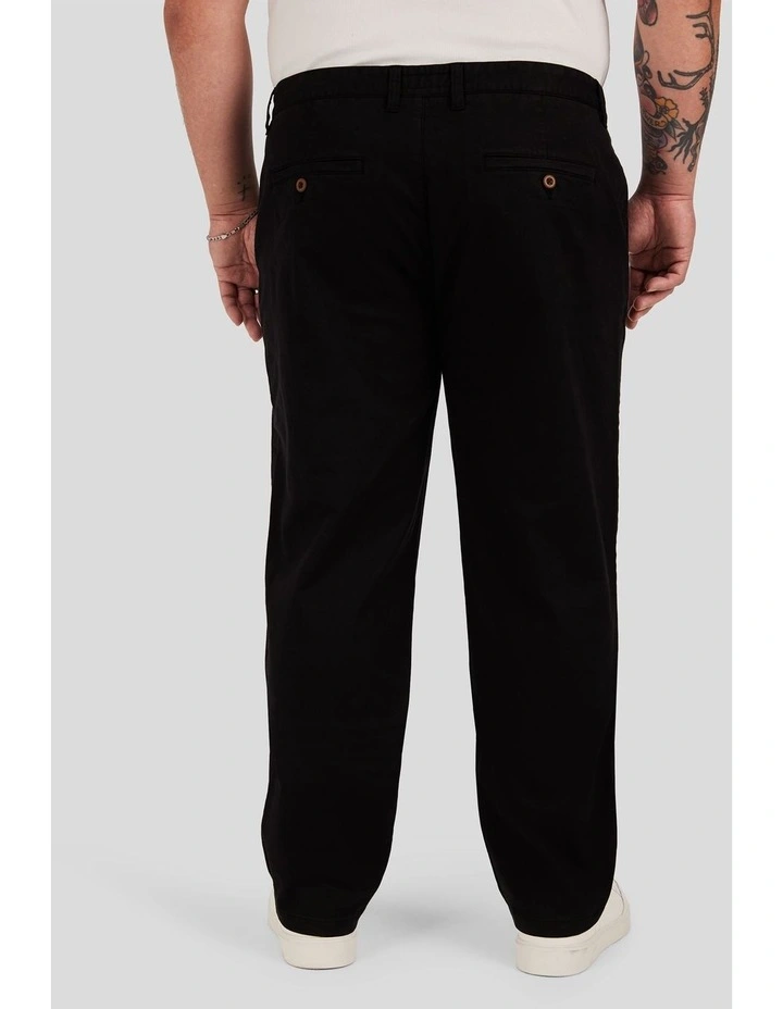 Brando Classic Chino in Black image 2