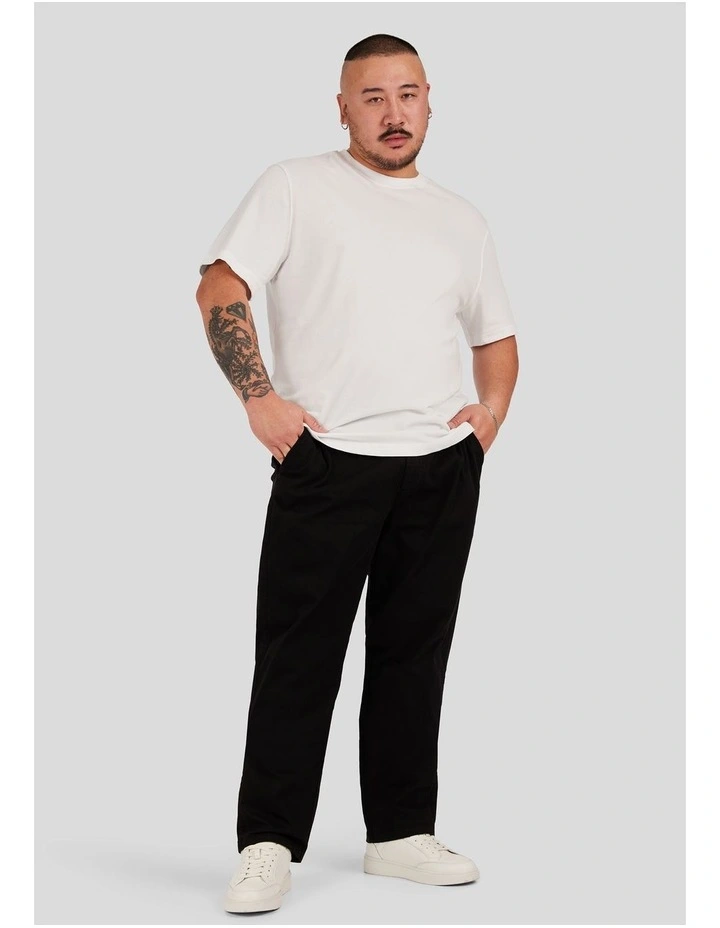 Brando Classic Chino in Black image 4