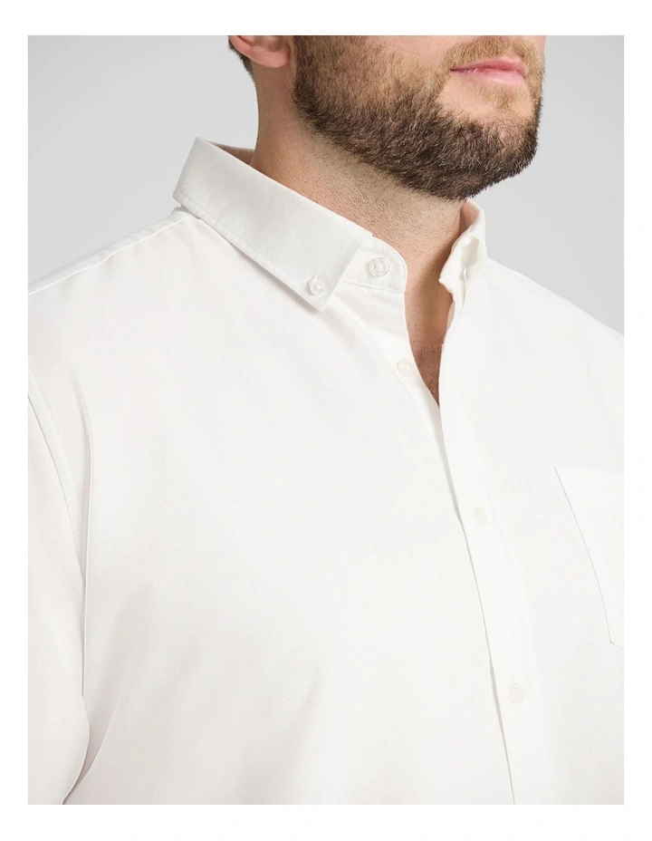 Classic Oxford Shirt in White image 3