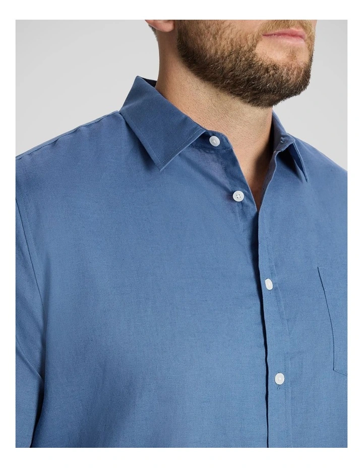 Anders Linen Shirt in Cornflower image 3