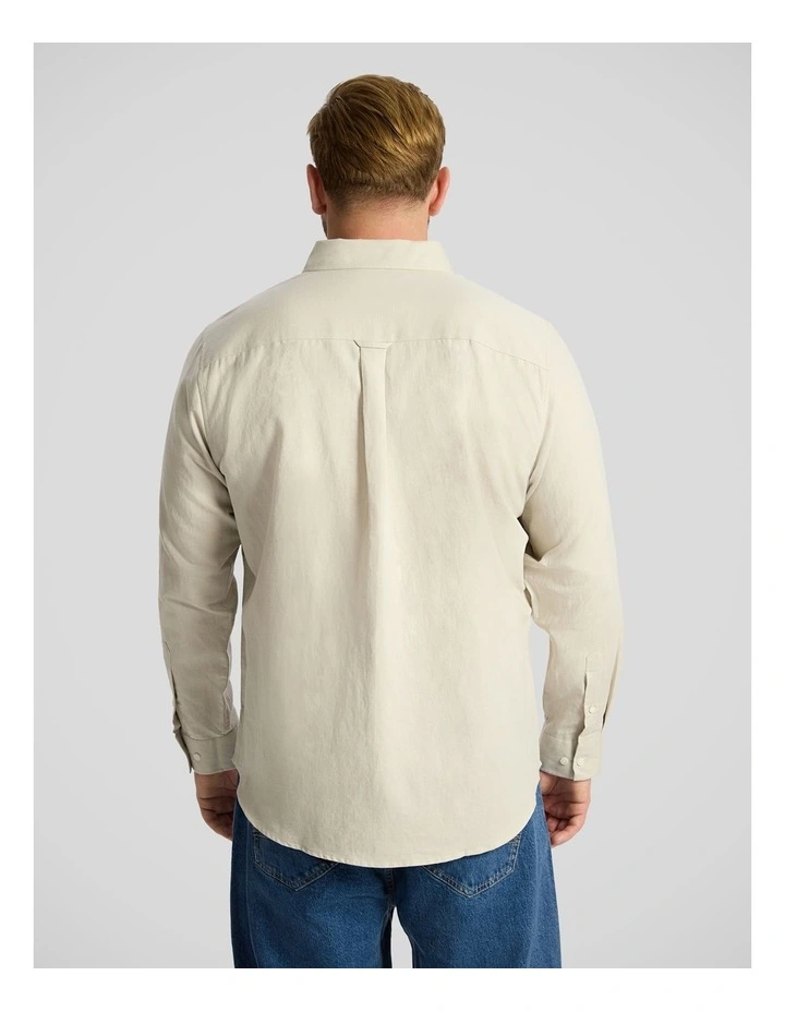 Anders Linen Shirt in Latte image 2