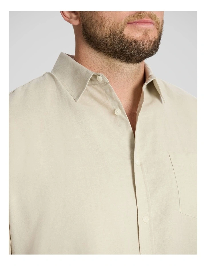 Anders Linen Shirt in Latte image 3