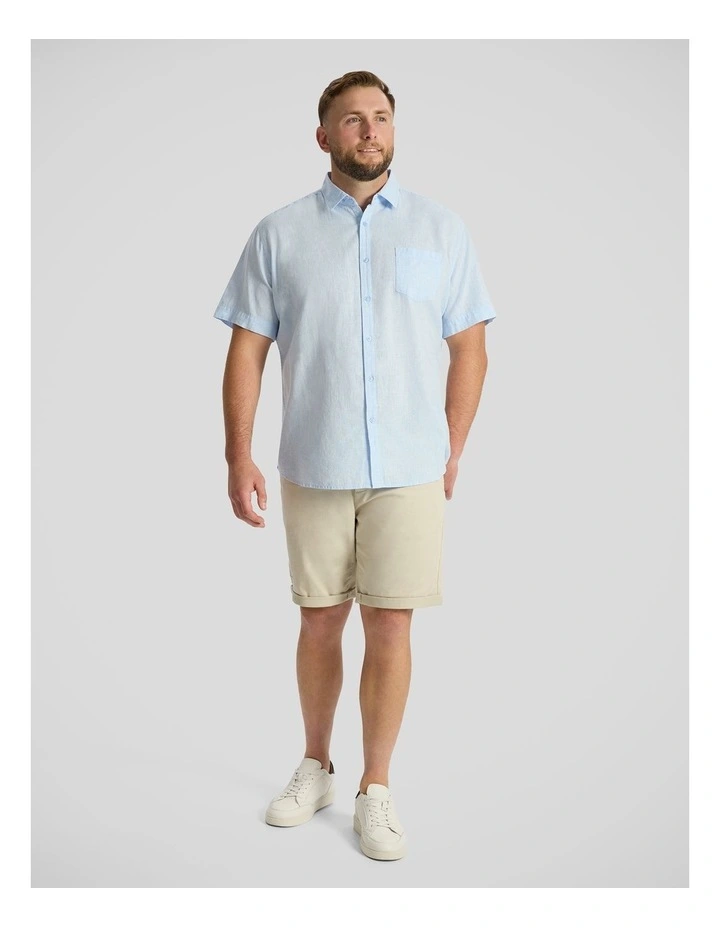 Solomon Linen Shirt in Sky image 4