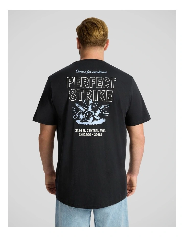 Perfect Strike Longline Tee in Black image 1