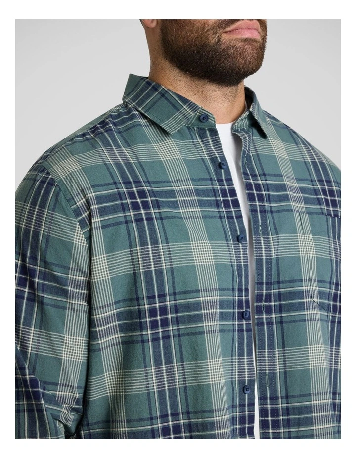 Rueben Casual Check Shirt in Green image 3