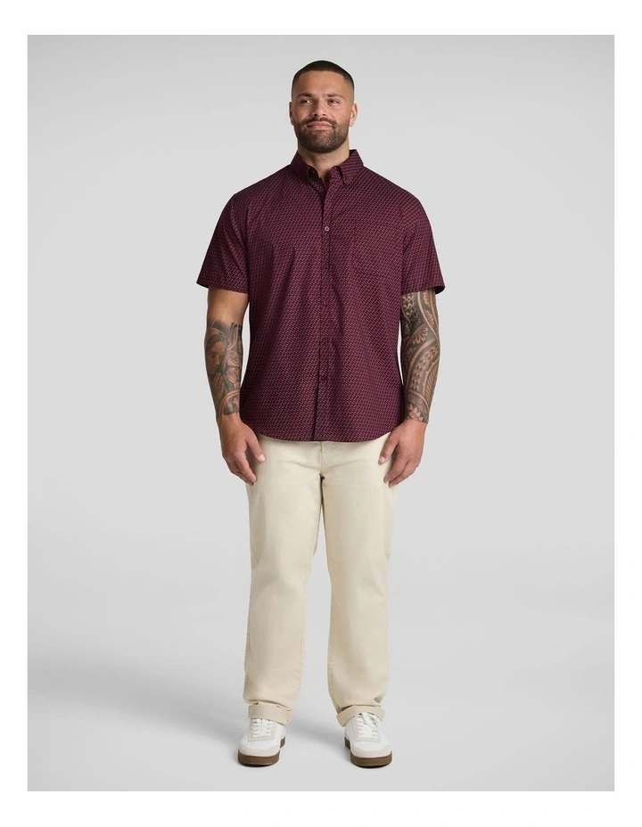 Butler Stretch Shirt in Burgundy image 4