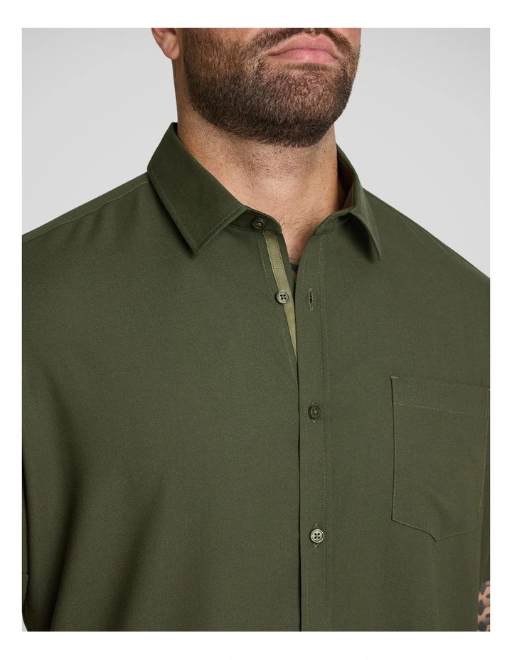 Deniro Stretch Shirt in Olive image 3