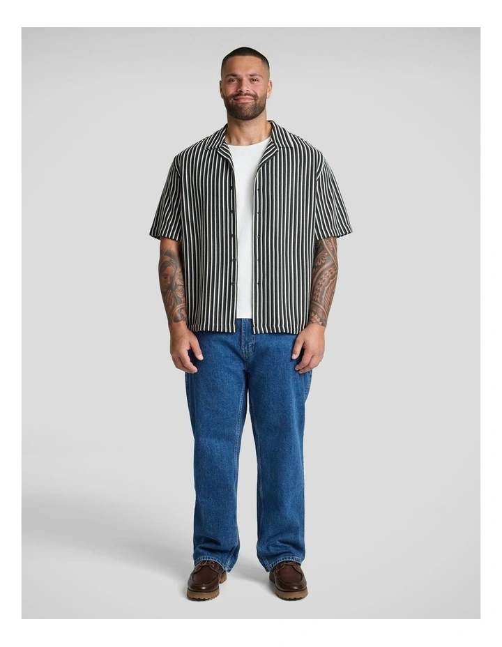 Nevis Relaxed Fit Shirt in Black image 4