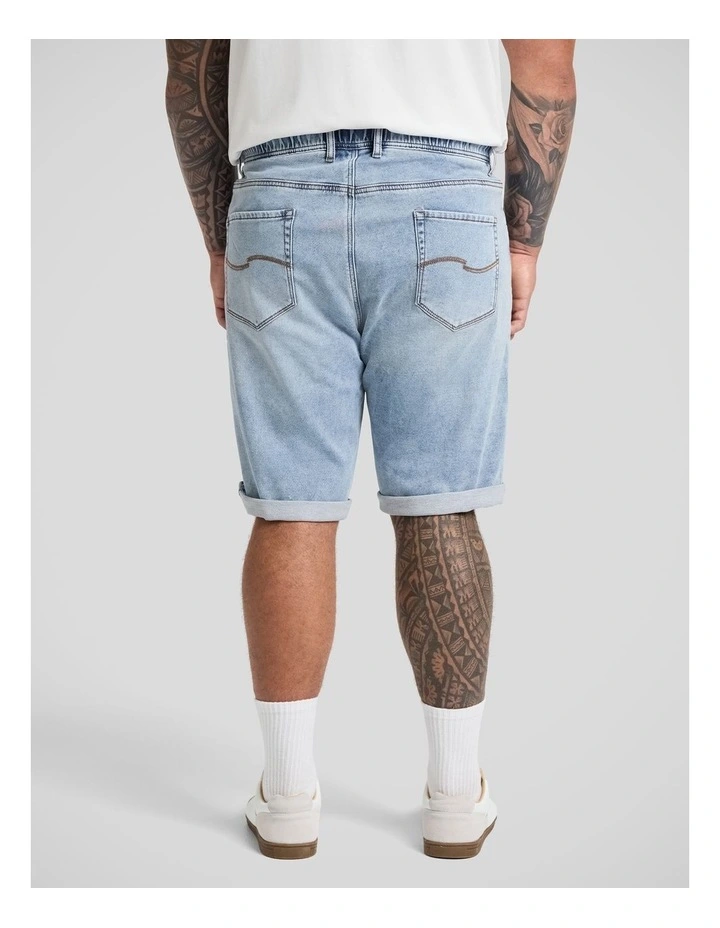 Deran Knit Denim Short in Light Wash image 2