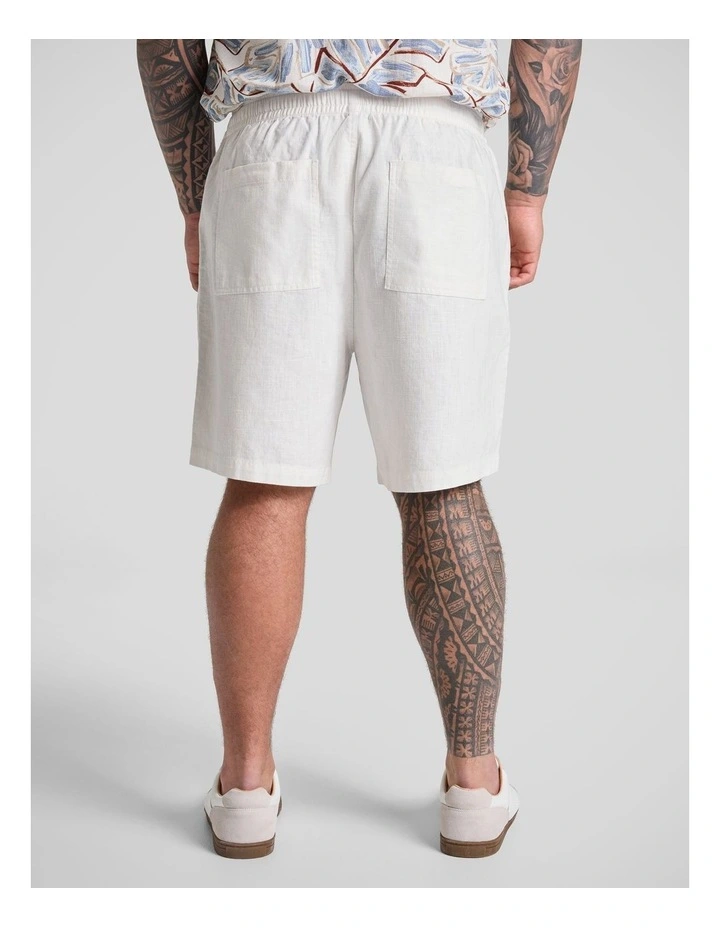 Shoreline Linen Short in White image 2