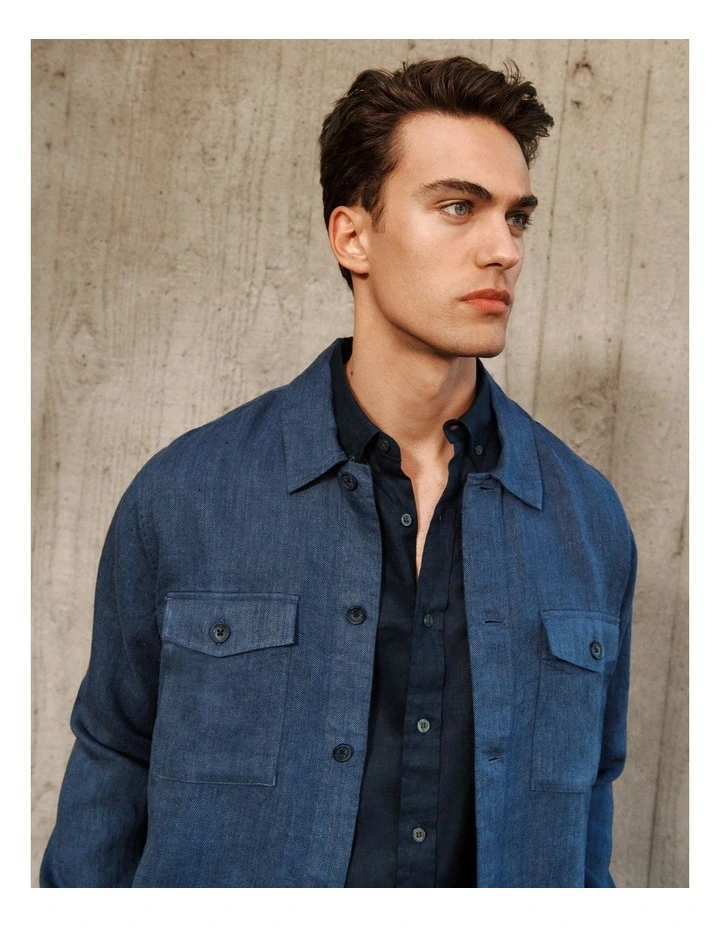 Linen Overshirt in Navy image 6