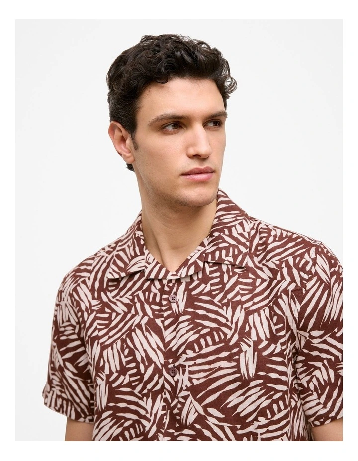 Etch Linen Camp Shirt in Deep Red image 4