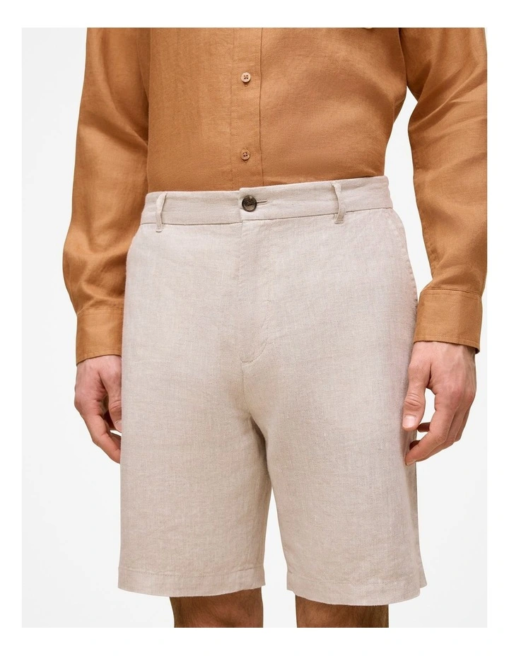 Linen Tailored Relaxed Short in Flax image 3