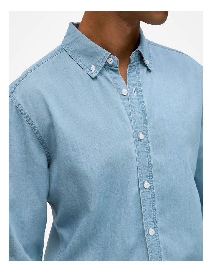 Light Chambray Denim Shirt in Light Wash image 4