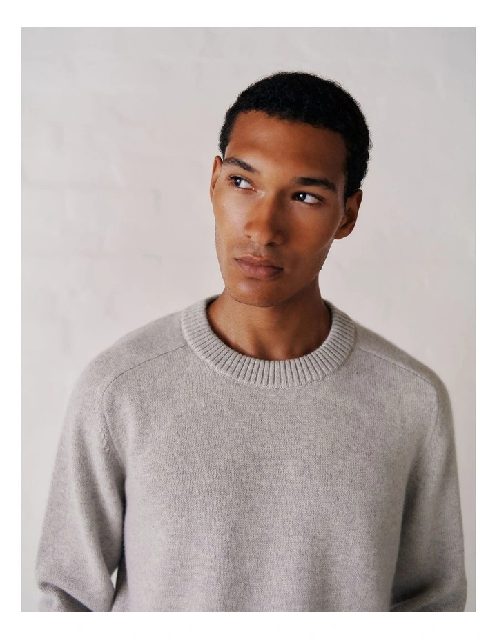 Cashmere Crew Pullover in Grey Melange image 2