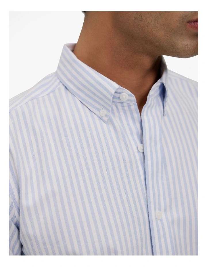 Regular Fit Wide Stripe Oxford Shirt in Blue Marble image 4