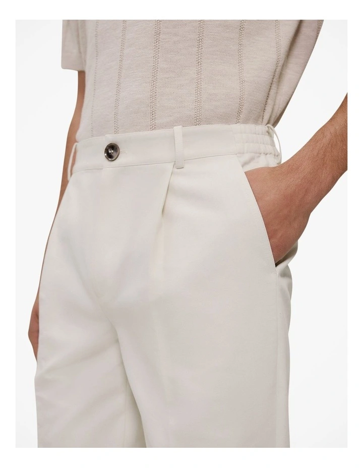 Cotton Blend Pleat Front Pant in Parchment image 3
