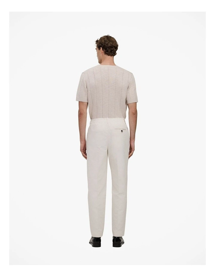 Cotton Blend Pleat Front Pant in Parchment image 5