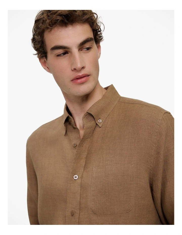 Regular Fit Delave Linen Shirt in Amaretto image 3