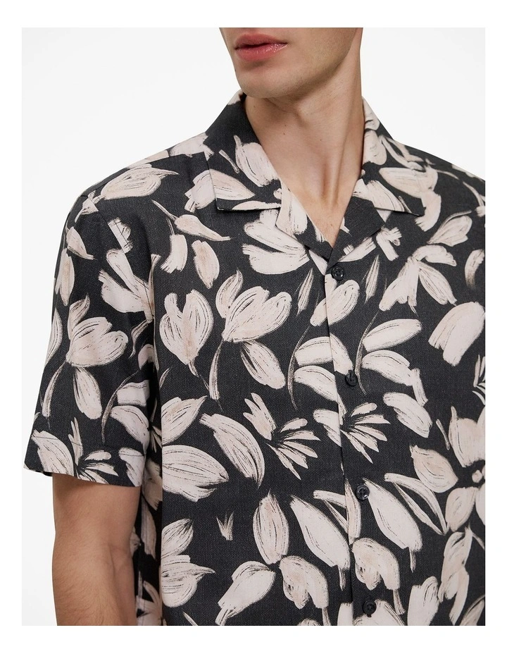 Sable Short Sleeve Shirt in Black image 4
