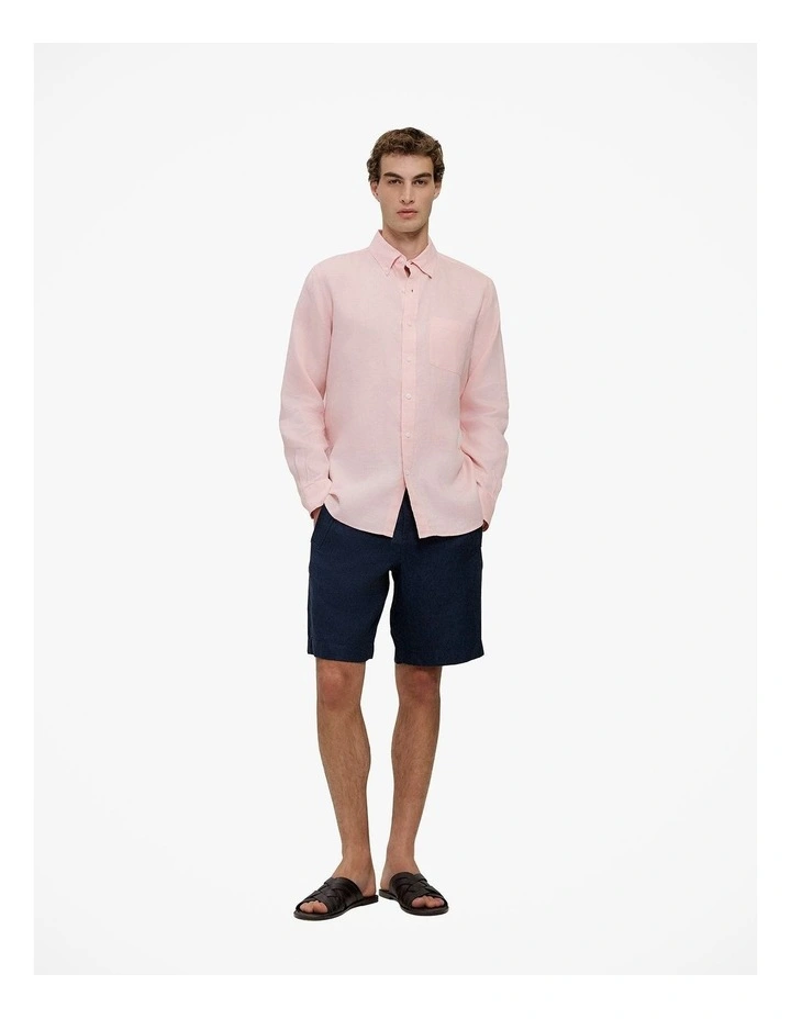 Yarn Dyed Linen Relaxed Short in Navy image 2