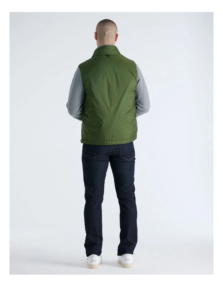 Light Insulated Vest in Country Green image 2