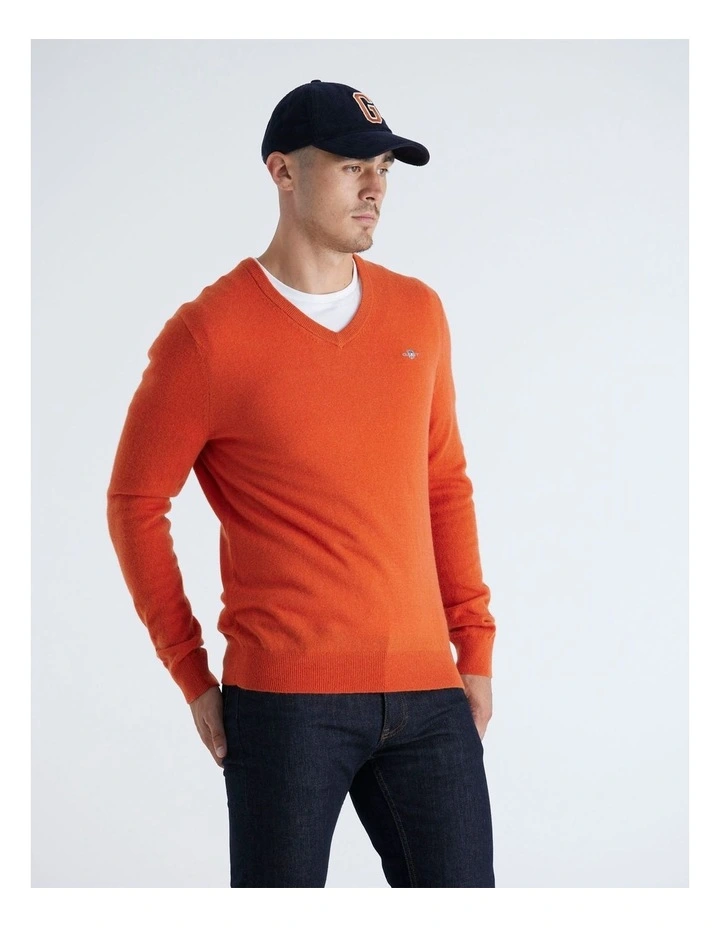 Extrafine Lambswool V-Neck in Deep Orange image 1