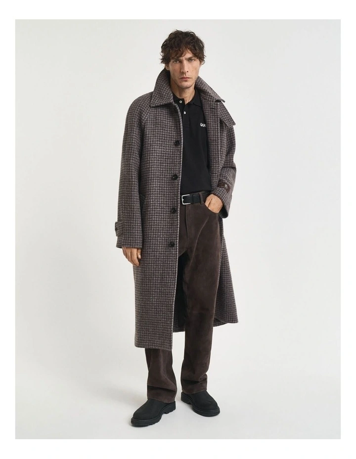 Small Graphic Short Sleeve Polo in Black image 3