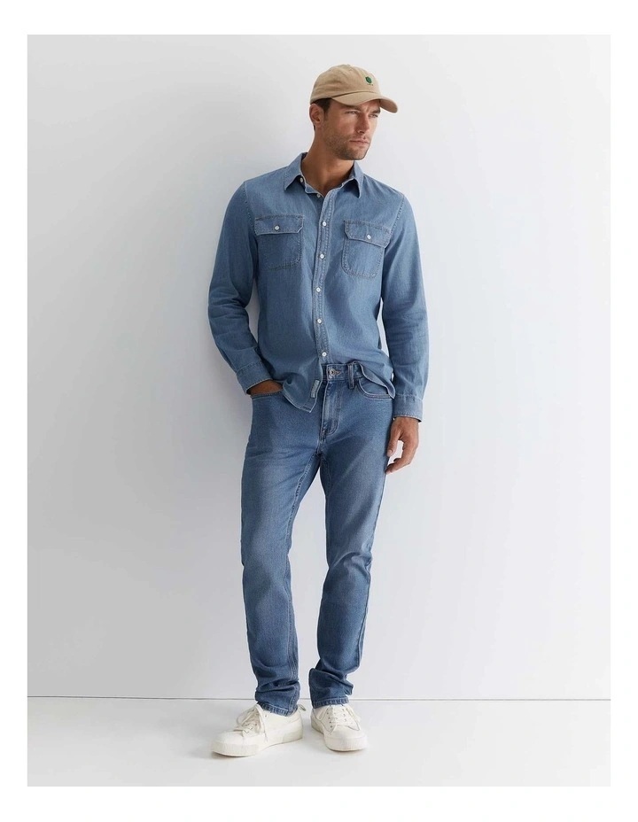 Jackson Slim Jean in Light Blue Wash image 2