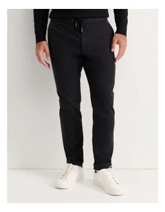 Roger Jogger in Black