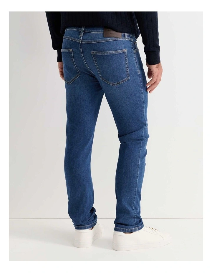 William Straight Leg Jean in Indigo Wash image 4