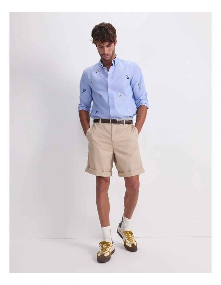 Relaxed Classic Shorts in Beige image 5
