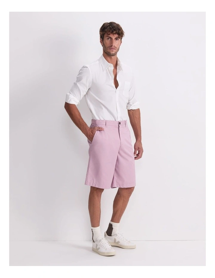 Relaxed Classic Shorts in Pink image 3