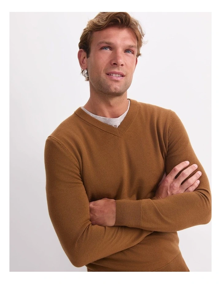 Merino V-Neck Knit image 5