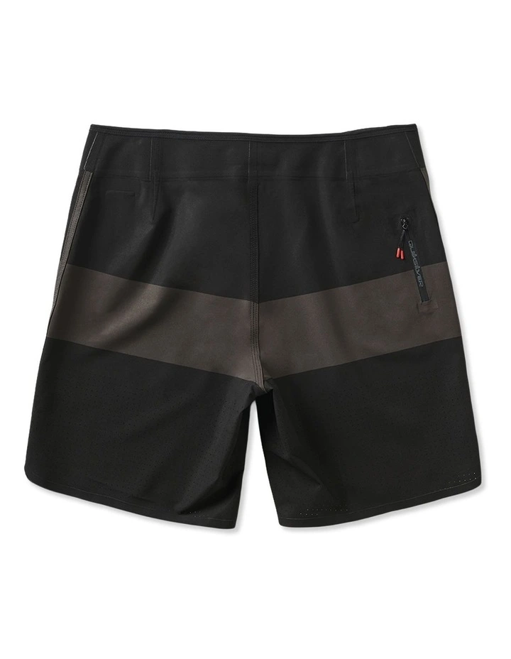 Highline Pro Scallop 19" Boardshorts Black image 2
