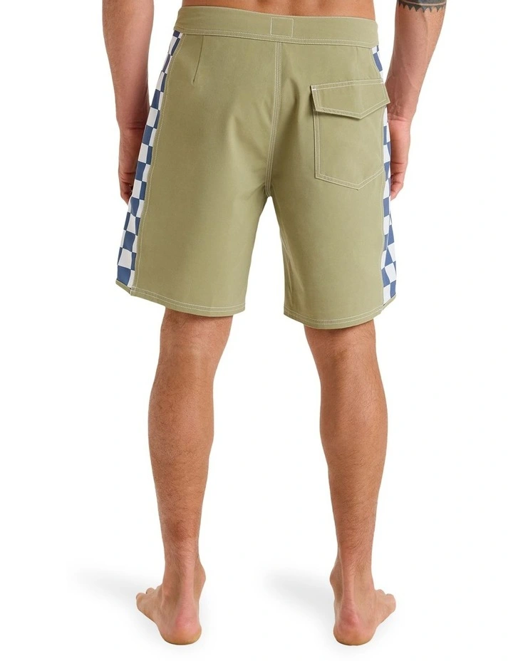 Original Arch Board Shorts 18 Inch in Green image 2