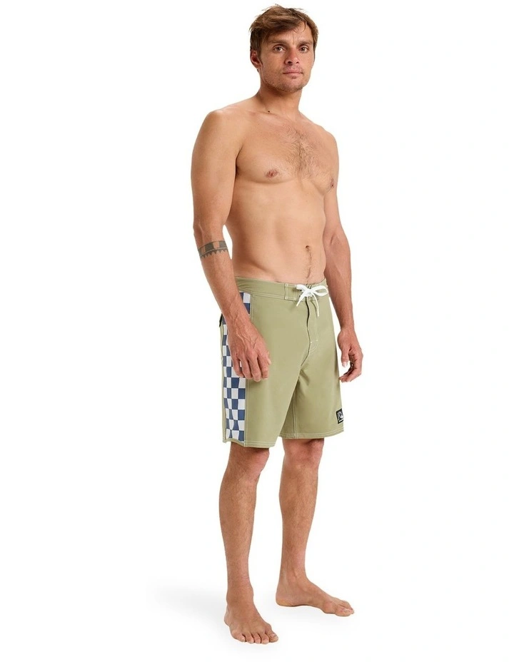Original Arch Board Shorts 18 Inch in Green image 4